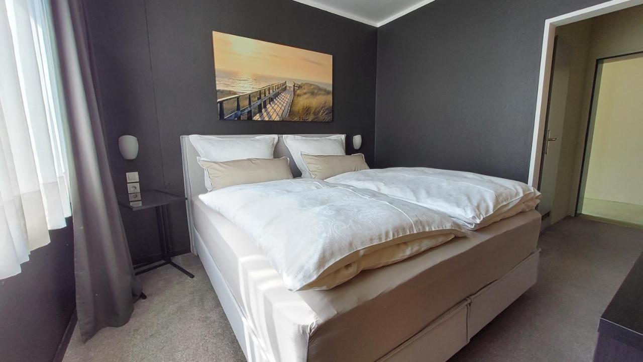 Schloss Gbr 3* Dusseldorf