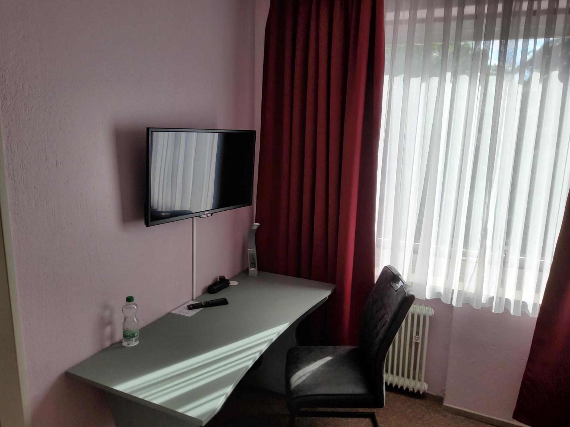 Schloss Gbr 3* Dusseldorf